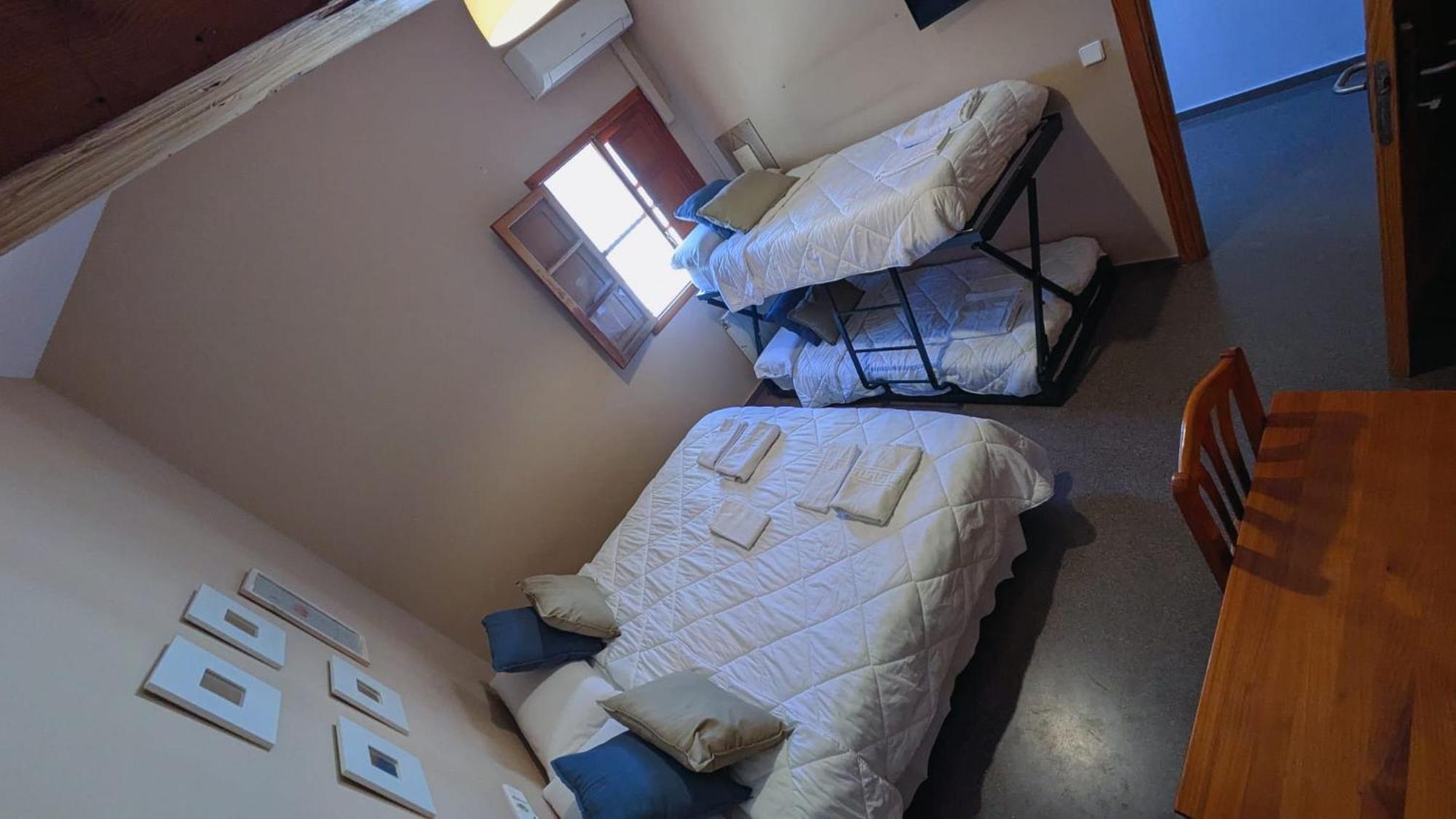 Hostal El Convent De Moncada Exterior photo
