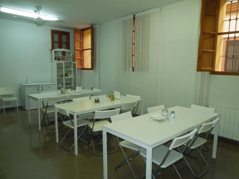 Hostal El Convent De Moncada Exterior photo